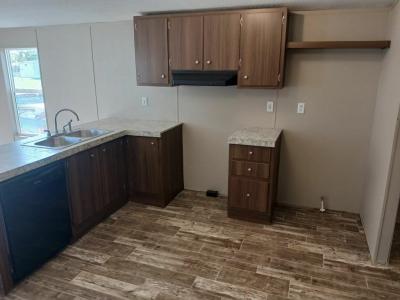 Photo 5 of 26 of home located at 475 Landis Lane Mount Washington, KY 40047