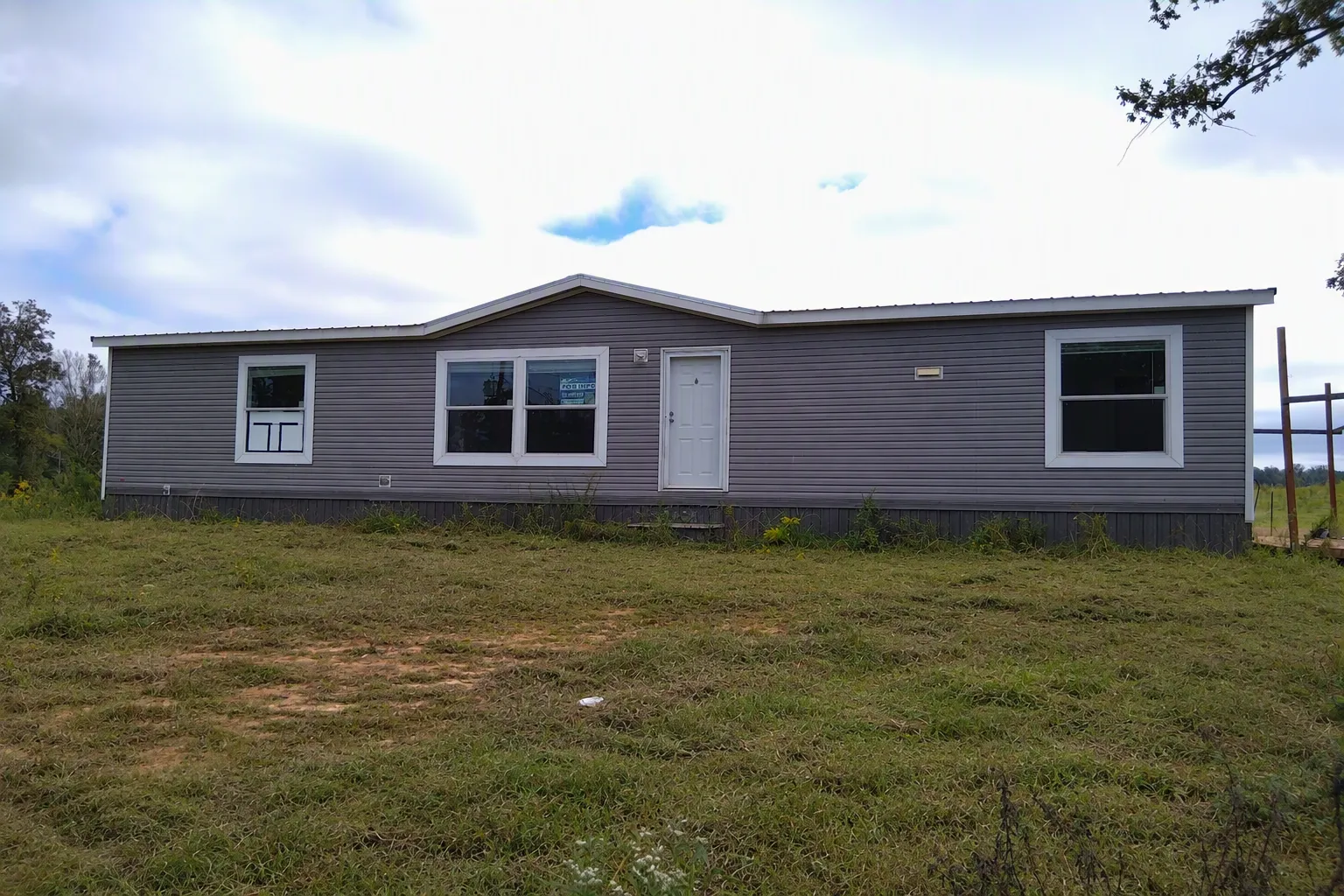 Mobile Home at 770 Bates Rd Louisville, MS 39339