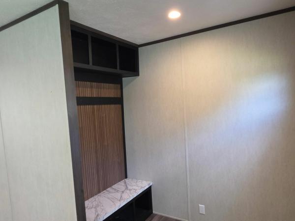 2026 THE CREEKWOOD Manufactured Home
