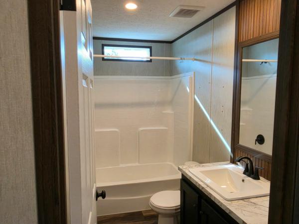 2026 THE CREEKWOOD Manufactured Home
