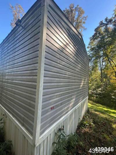 Mobile Home at 2030 Opossum Crk Rd Victor, WV 25938