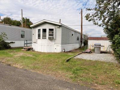 Photo 3 of 19 of home located at 868 Southampton Rd, #25 Westfield, MA 01085
