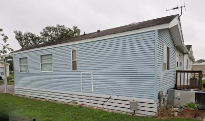 Photo 3 of 15 of home located at 37811 Chancey Rd., Site 026 Zephyrhills, FL 33541
