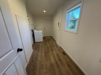 Photo 4 of 10 of home located at 661 Red Pine Lane Flint, MI 48506