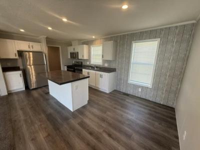 Photo 4 of 10 of home located at 880 Julianna Drive Flint, MI 48506
