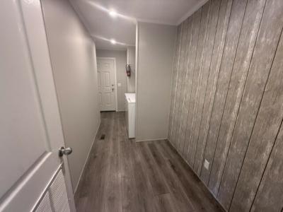 Photo 5 of 10 of home located at 880 Julianna Drive Flint, MI 48506