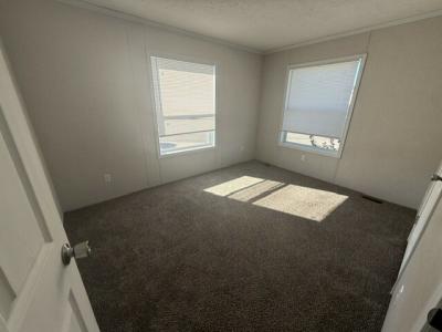 Photo 4 of 13 of home located at 811 Julianna Drive Flint, MI 48506