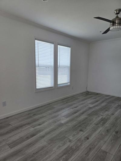 Photo 5 of 11 of home located at 11015 E Xavier Ct Conroe, TX 77303