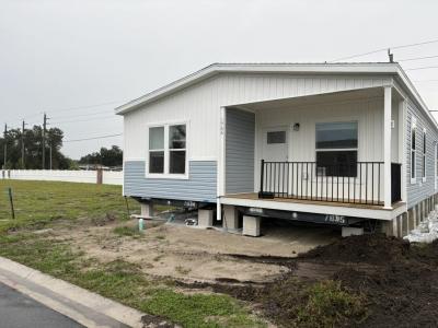 Photo 3 of 8 of home located at 1766 Armands Drive Sarasota, FL 34234