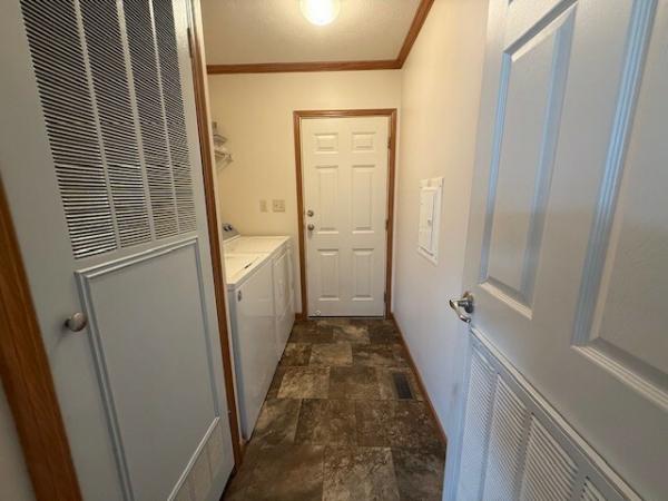 2015 Brookstone J806CT Mobile Home