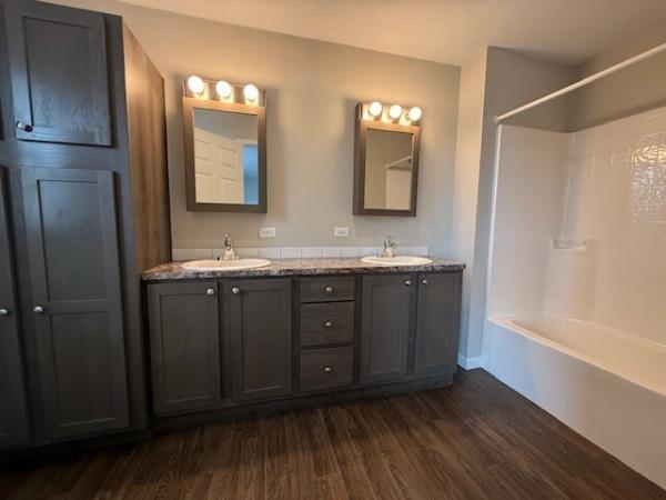 2022 FAIRMONT 430HH28523I Mobile Home
