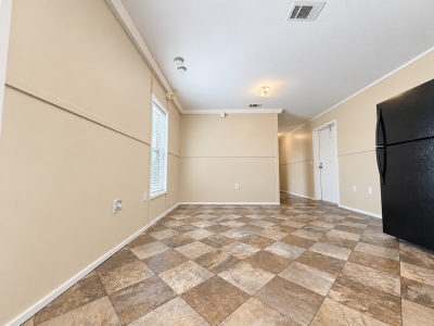 Photo 3 of 25 of home located at 709 North Collins Frwy, #156 #156 Howe, TX 75459