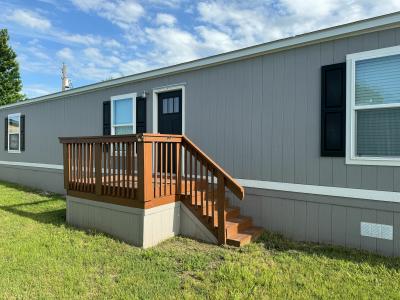Photo 4 of 32 of home located at 142 Shady Grove #Shady142 Sanger, TX 76266