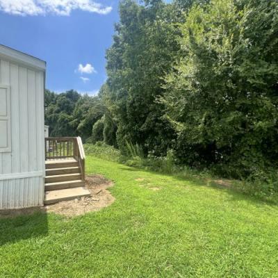 Photo 4 of 32 of home located at 221 Beaver Dam Circle Lavonia, GA 30553