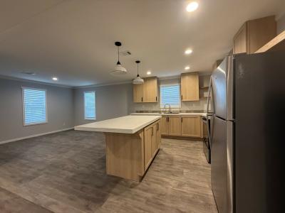 Photo 5 of 24 of home located at 39248 Us Hwy 19N  #313 Tarpon Springs, FL 34689