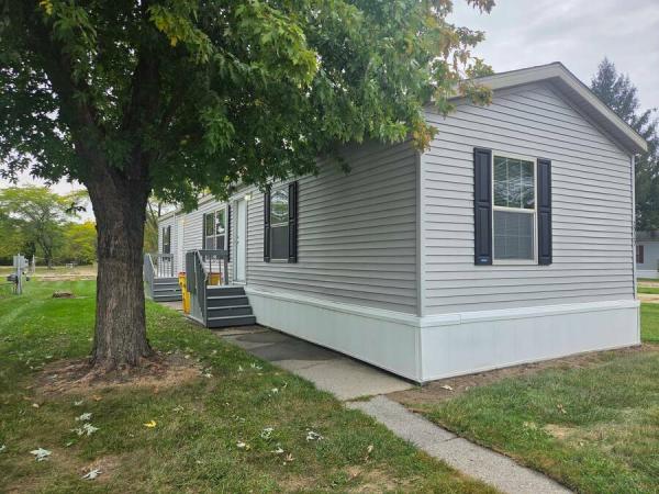 2021  Mobile Home For Sale