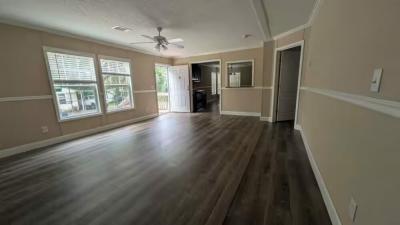 Photo 4 of 7 of home located at 11606 Cowpoke Lane Thonotosassa, FL 33592