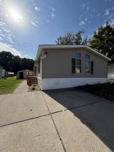 Mobile Home at 404 Meadows Cir. S. Wixom, MI 48393