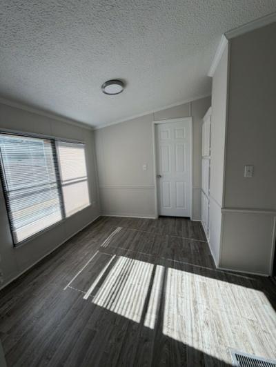 Photo 3 of 10 of home located at 404 Meadows Cir. S. Wixom, MI 48393