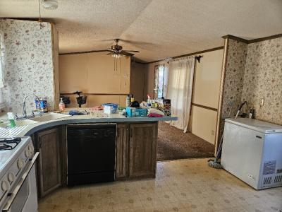 Photo 2 of 7 of home located at 4 Gypsum Dr Newark, DE 19713