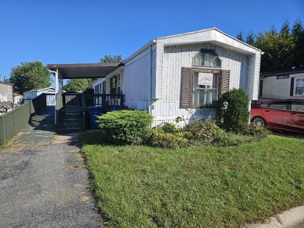 1988  Mobile Home For Sale