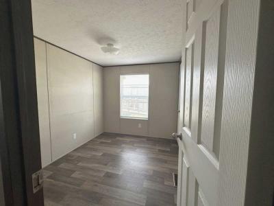 Photo 4 of 11 of home located at 7616 Upper Seguin Rd Converse, TX 78109