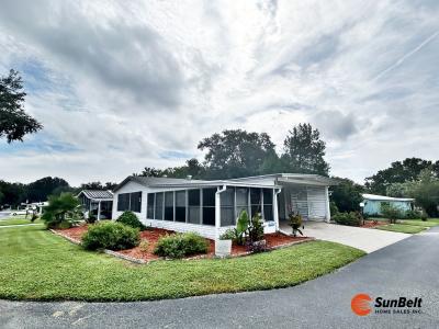 Photo 2 of 38 of home located at 5696 SW 56th Place Ocala, FL 34474