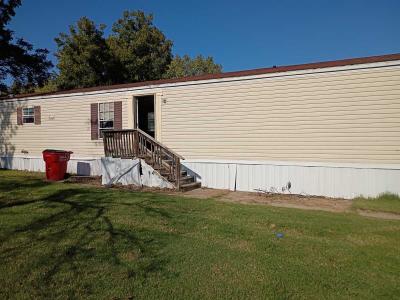 Photo 2 of 14 of home located at 8900 NE 106th Terr. #51 Kansas City, MO 64157