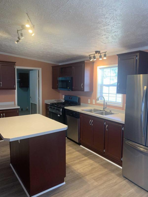 2003 Dutch Manufactured Home