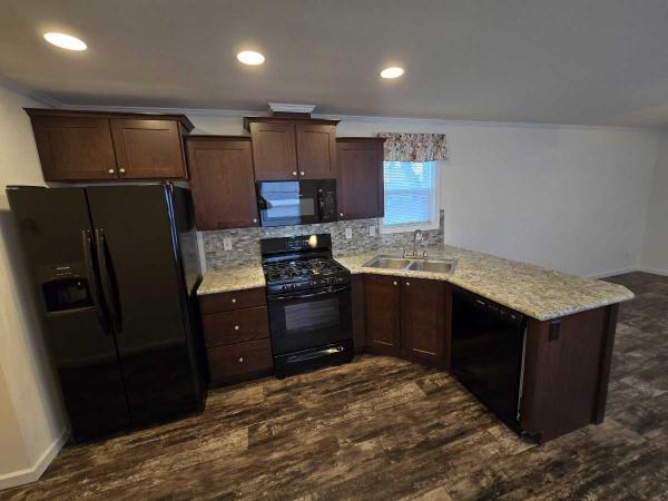2019 Mid Country Mobile Home For Sale