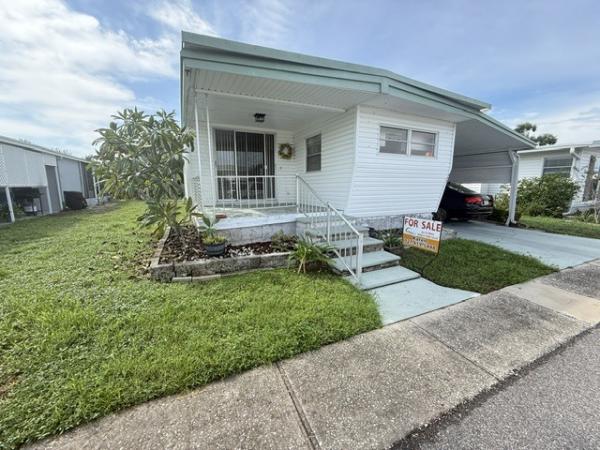 Photo 1 of 2 of home located at 1415 Main Street #488 Dunedin, FL 34698