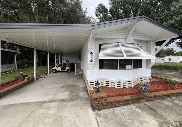 Photo 1 of 2 of home located at 829 Bunker Circle Winter Haven, FL 33881