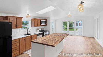 Mobile Home at 321 Valley Oak Drive Coopersville, MI 49404