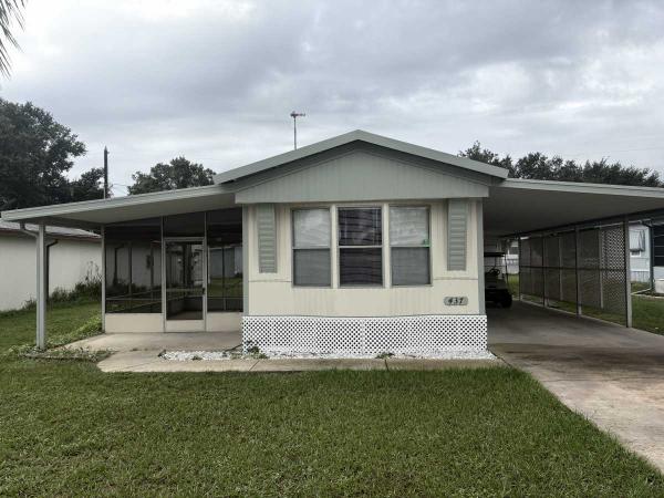 Photo 1 of 2 of home located at 437 Osceola Avenue Frostproof, FL 33843