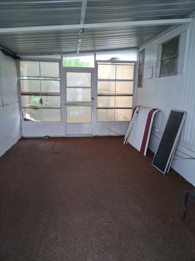 Photo 3 of 10 of home located at 37848 Boston Ave #87 Zephyrhills, FL 33542