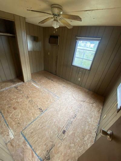 Photo 5 of 10 of home located at 37848 Boston Ave #87 Zephyrhills, FL 33542