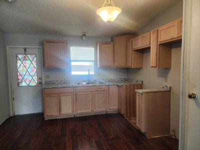 Photo 2 of 3 of home located at 819 Corral Dr Lakeland, FL 33815