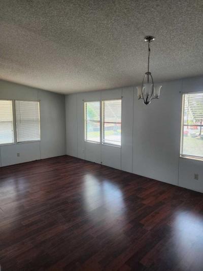 Photo 3 of 3 of home located at 819 Corral Dr Lakeland, FL 33815