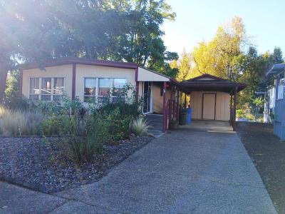 Photo 2 of 23 of home located at 77500 S Sixth St Sp. #A-41 Cottage Grove, OR 97424