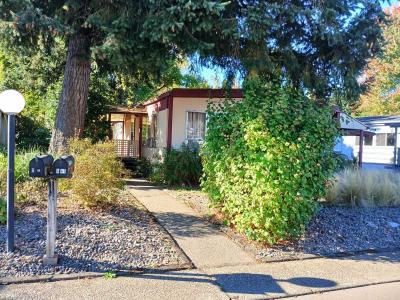 Photo 5 of 23 of home located at 77500 S Sixth St Sp. #A-41 Cottage Grove, OR 97424