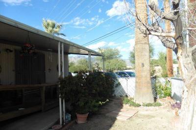 Photo 3 of 14 of home located at 3344 E. Kleindale Tucson, AZ 85716
