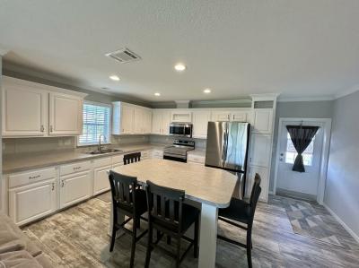Photo 5 of 21 of home located at 12116 SW County Rd. #258 Lake Suzy, FL 34269