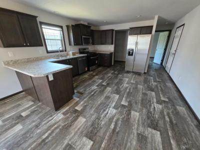 Photo 3 of 11 of home located at 3513 4th Ave SW Austin, MN 55912