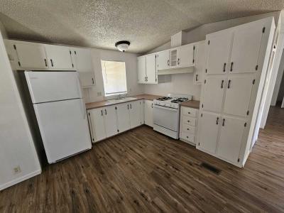 Photo 4 of 19 of home located at 9501 E Broadway Rd Mesa, AZ 85208