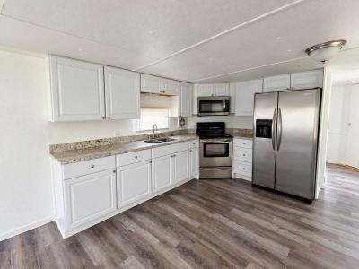 Photo 3 of 8 of home located at 98 Washington Dr Palmetto, FL 34221