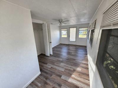 Photo 5 of 8 of home located at 98 Washington Dr Palmetto, FL 34221