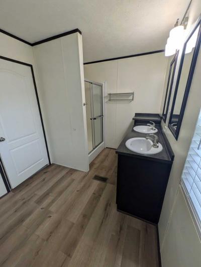 Photo 4 of 18 of home located at 2648 Martinsburg Pick Lot 56 Stephenson, VA 22656