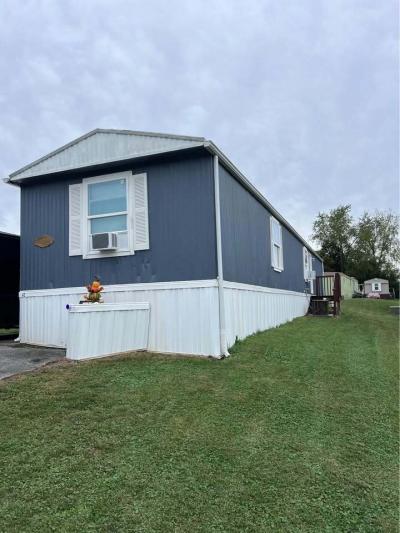 Photo 2 of 29 of home located at 2030 Vance Tank Road Lot 42 Bluff City, TN 37618