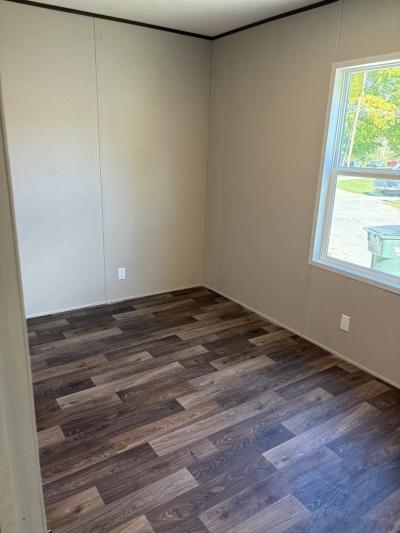Photo 4 of 12 of home located at 519 Beaver Street Orrville, OH 44667