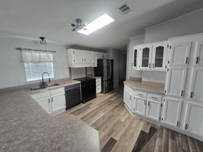 Photo 4 of 13 of home located at 14327 Fiddlesticks Court Orlando, FL 32826